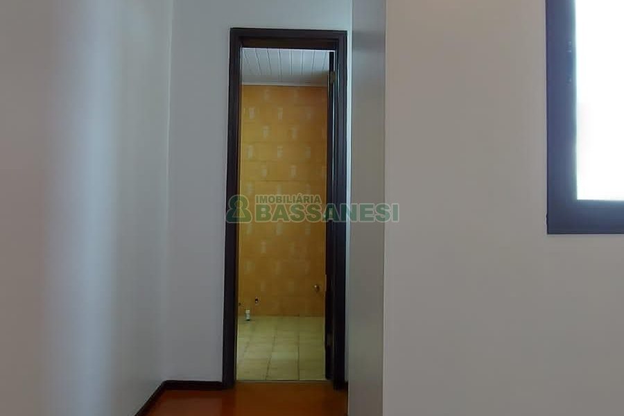 Apartamento com 127m², 2 dormitórios, no bairro Centro em Caxias do Sul para Comprar