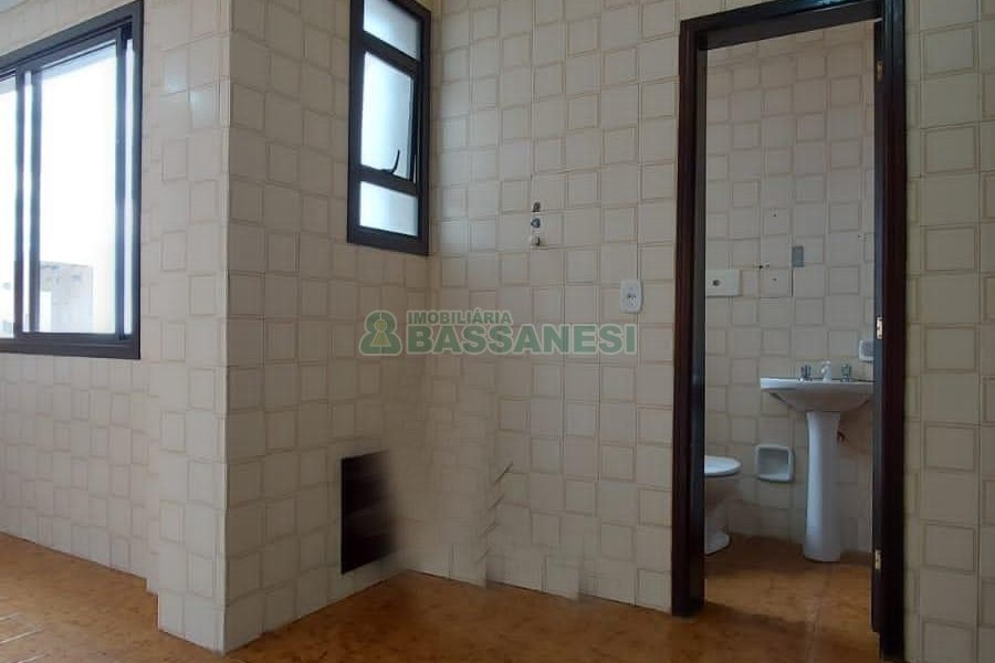 Apartamento com 127m², 2 dormitórios, no bairro Centro em Caxias do Sul para Comprar