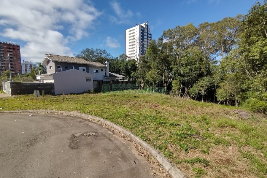 Terreno, no bairro Vila Verde em Caxias do Sul para Comprar