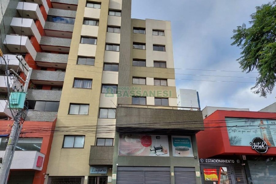 Apto Mobiliado com 50m², 1 dormitório, no bairro Centro em Caxias do Sul para Alugar