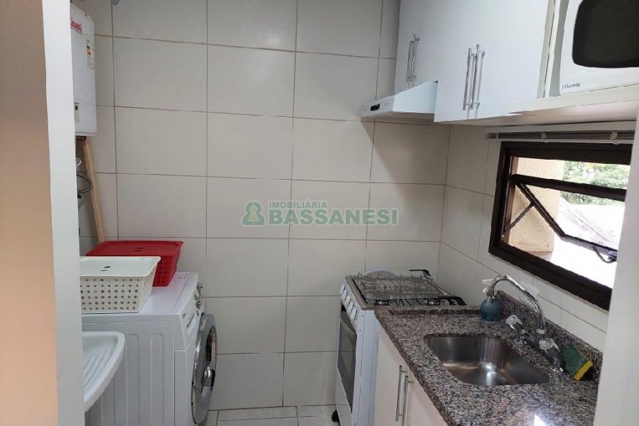 Apto Mobiliado com 50m², 1 dormitório, no bairro Centro em Caxias do Sul para Alugar