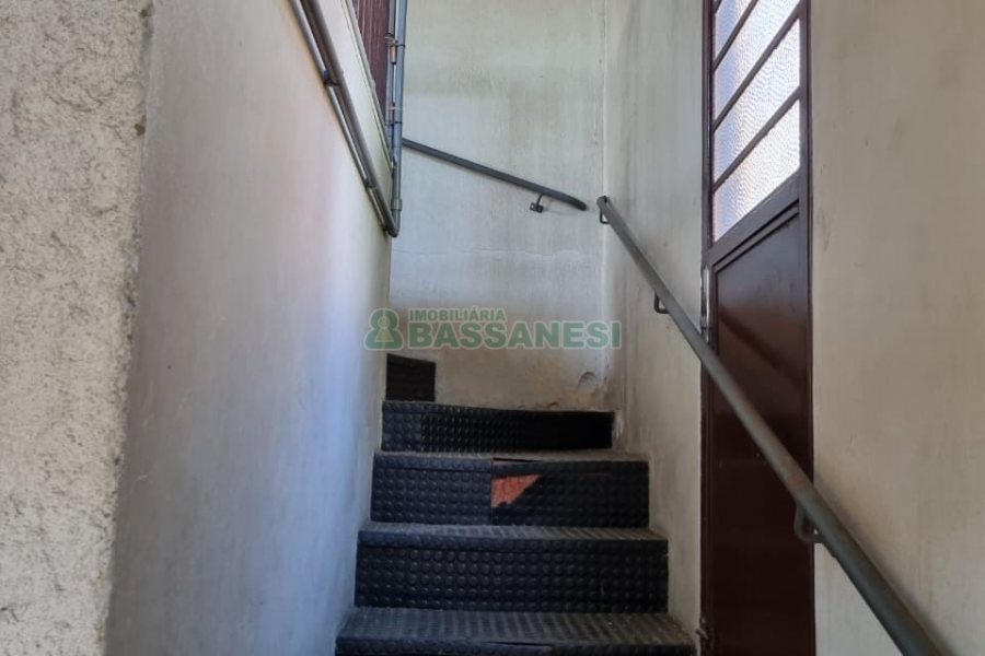 Casa com 277m², 3 dormitórios, 3 vagas, no bairro Santa Catarina em Caxias do Sul para Comprar