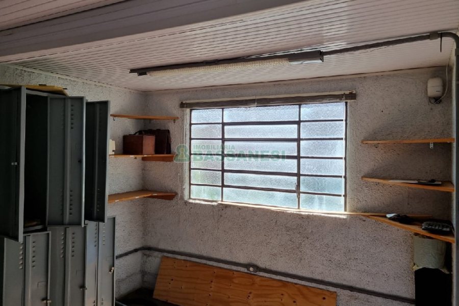 Casa com 277m², 3 dormitórios, 3 vagas, no bairro Santa Catarina em Caxias do Sul para Comprar