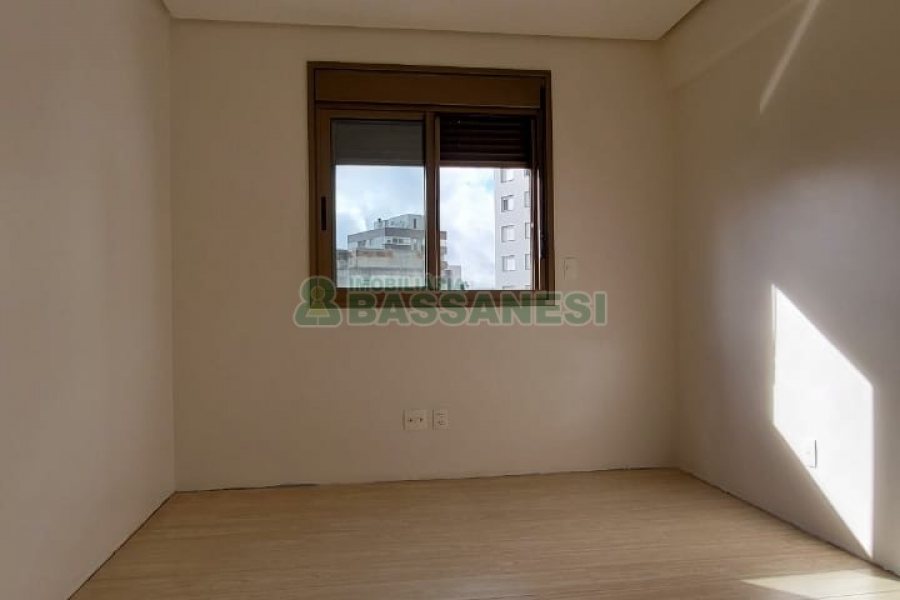 Apto/Cobertura com 248m², 3 dormitórios, 1 vaga, no bairro Sanvitto em Caxias do Sul para Comprar