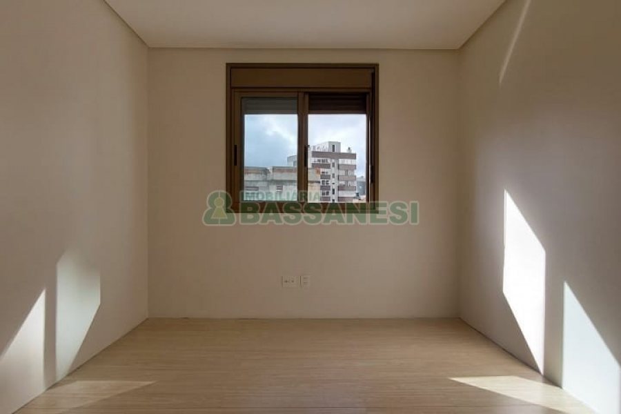 Apto/Cobertura com 248m², 3 dormitórios, 1 vaga, no bairro Sanvitto em Caxias do Sul para Comprar