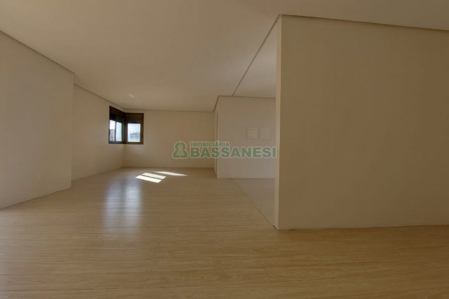 Apto/Cobertura com 248m², 3 dormitórios, 1 vaga, no bairro Sanvitto em Caxias do Sul para Comprar