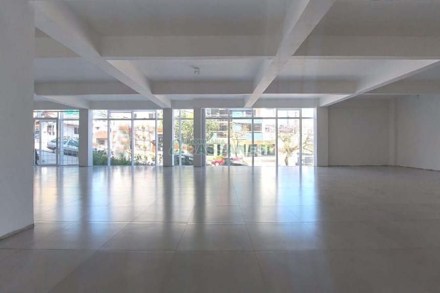 Loja com 175m², no bairro Centro em Caxias do Sul para Alugar