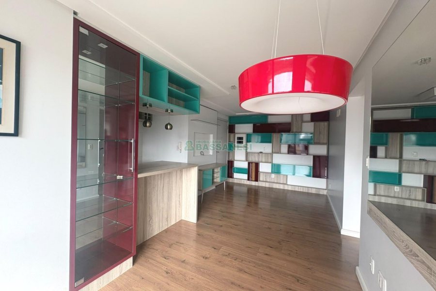 Apto Mobiliado com 63m², 2 dormitórios, 2 vagas, no bairro Panazzolo em Caxias do Sul para Alugar