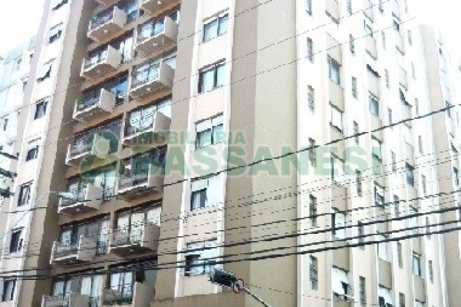 Apartamento com 177m², 3 dormitórios, 1 vaga, no bairro Centro em Caxias do Sul para Comprar