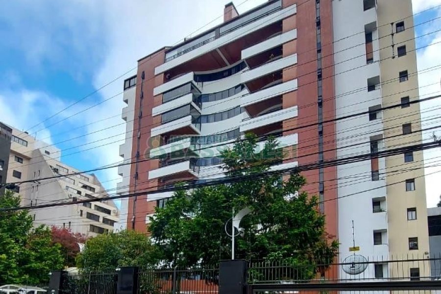 Apartamento com 342m², 3 dormitórios, 3 vagas, no bairro Centro em Caxias do Sul para Alugar