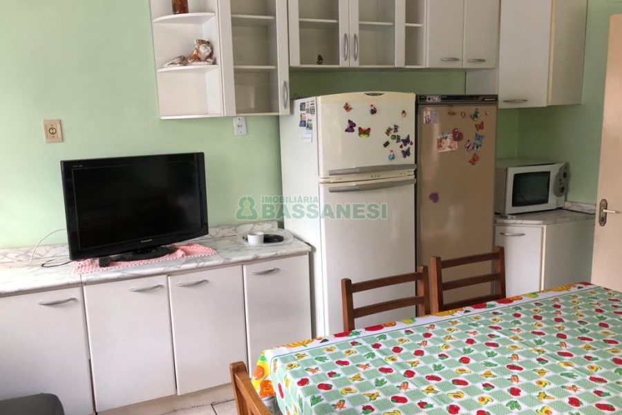 Casa com 200m², 6 dormitórios, 2 vagas, no bairro Bela Vista em Caxias do Sul para Comprar