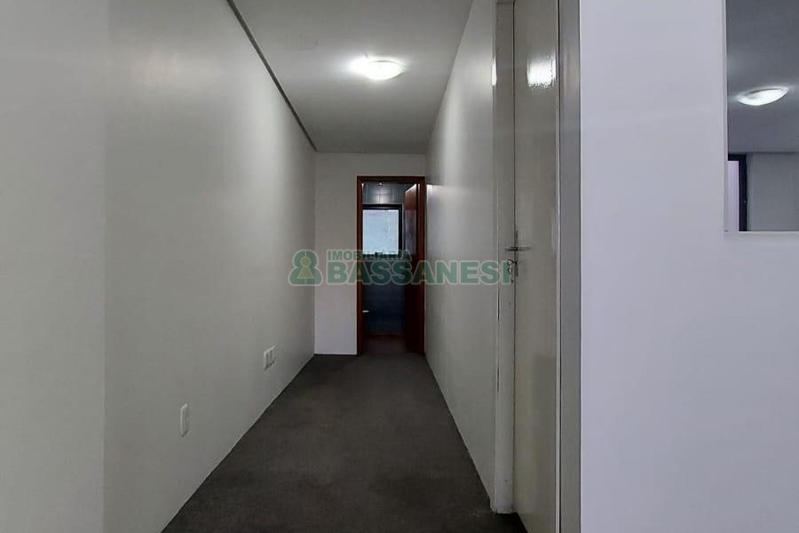 Sala com 75m², no bairro Lourdes em Caxias do Sul para Alugar