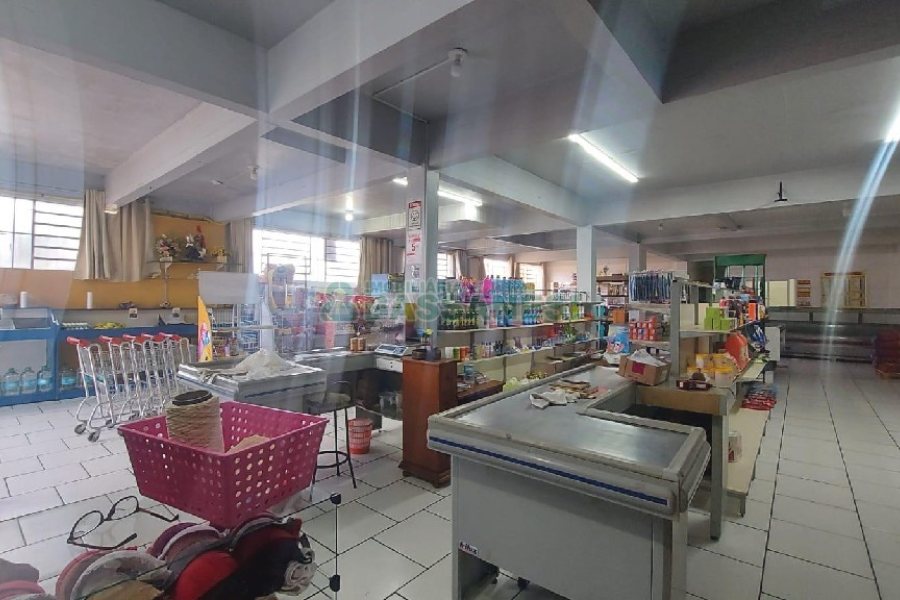 Loja com 230m², no bairro Santa Catarina em Caxias do Sul para Alugar