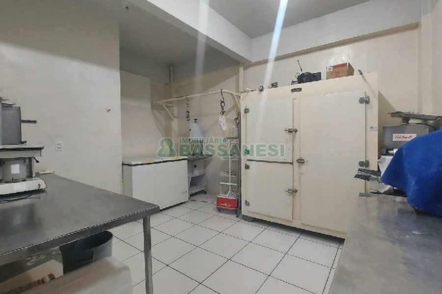 Loja com 230m², no bairro Santa Catarina em Caxias do Sul para Alugar