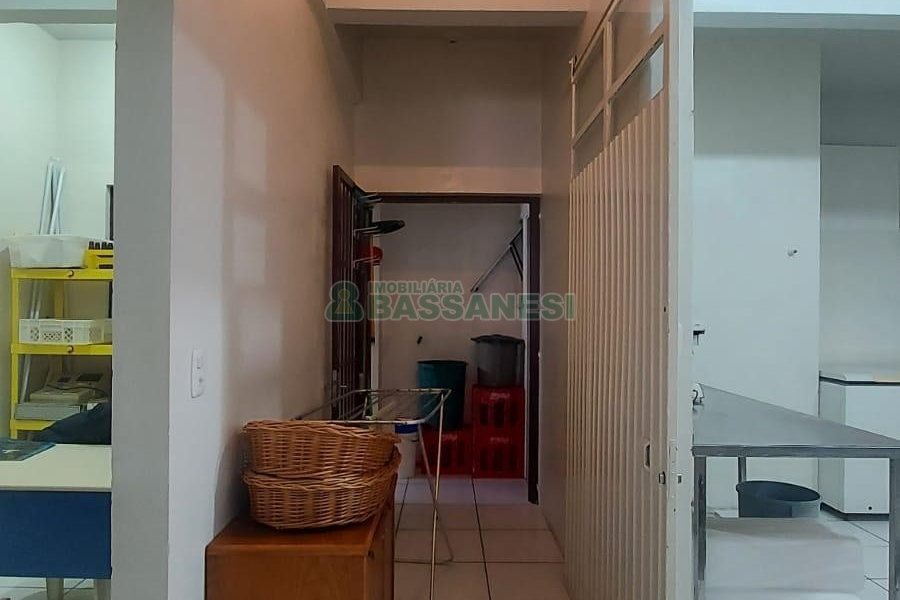 Loja com 230m², no bairro Santa Catarina em Caxias do Sul para Alugar