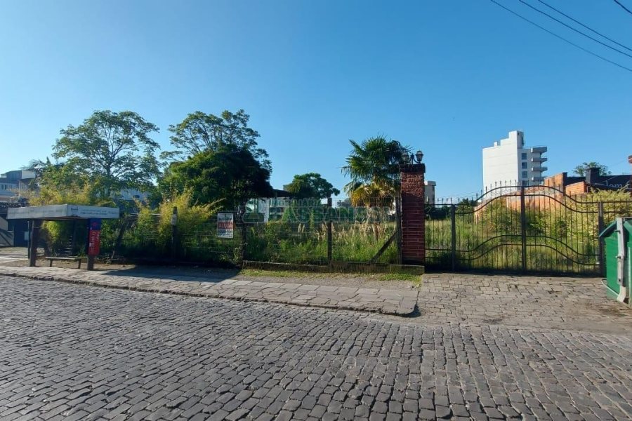 Terreno com 200m², no bairro Cinqüentenário em Caxias do Sul para Alugar