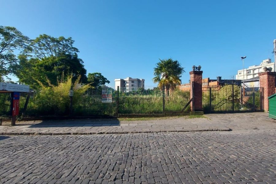Terreno com 200m², no bairro Cinqüentenário em Caxias do Sul para Alugar