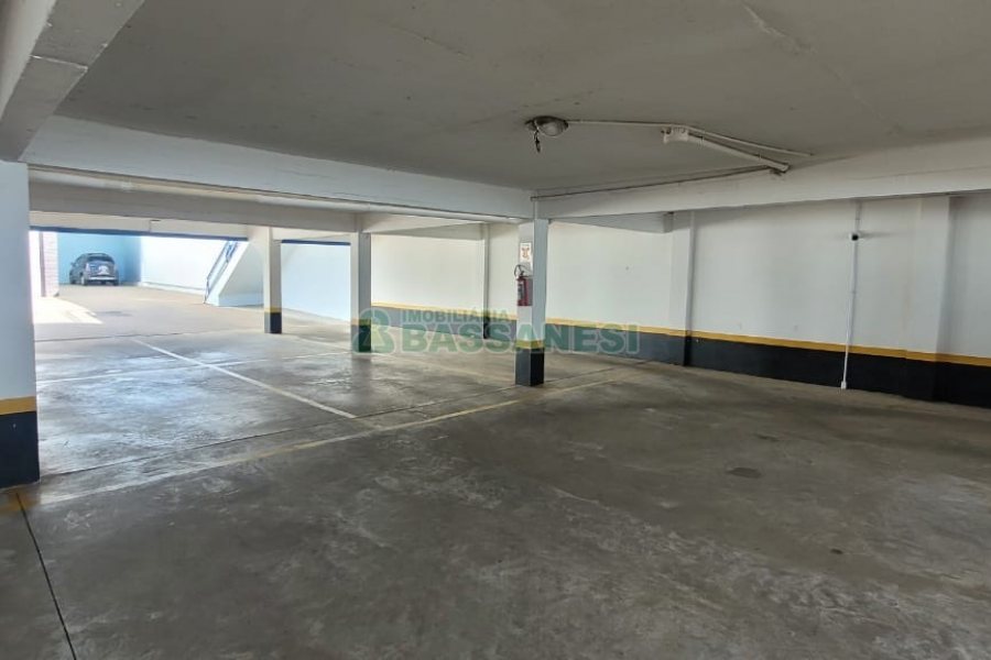 Apartamento com 115m², 3 dormitórios, 1 vaga, no bairro São Leopoldo em Caxias do Sul para Comprar