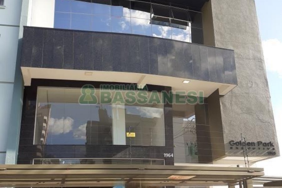 Loja com 350m², 1 vaga, no bairro Centro em Caxias do Sul para Alugar