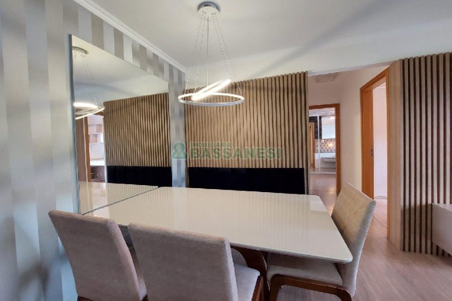 Apto Mobiliado com 58m², 2 dormitórios, 2 vagas, no bairro Madureira em Caxias do Sul para Alugar