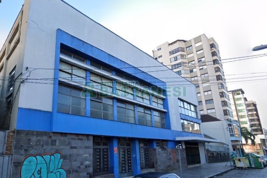 Predio com 3888m², no bairro Centro em Caxias do Sul para Alugar ou Comprar