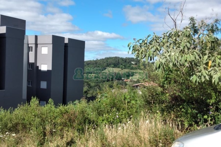 Terreno, no bairro Oriental em Caxias do Sul para Comprar