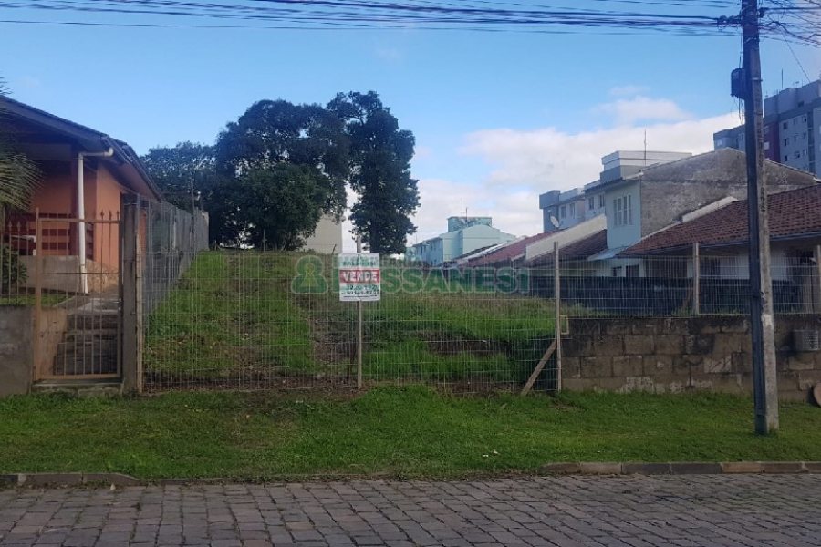 Terreno, no bairro Parque Oasis em Caxias do Sul para Comprar