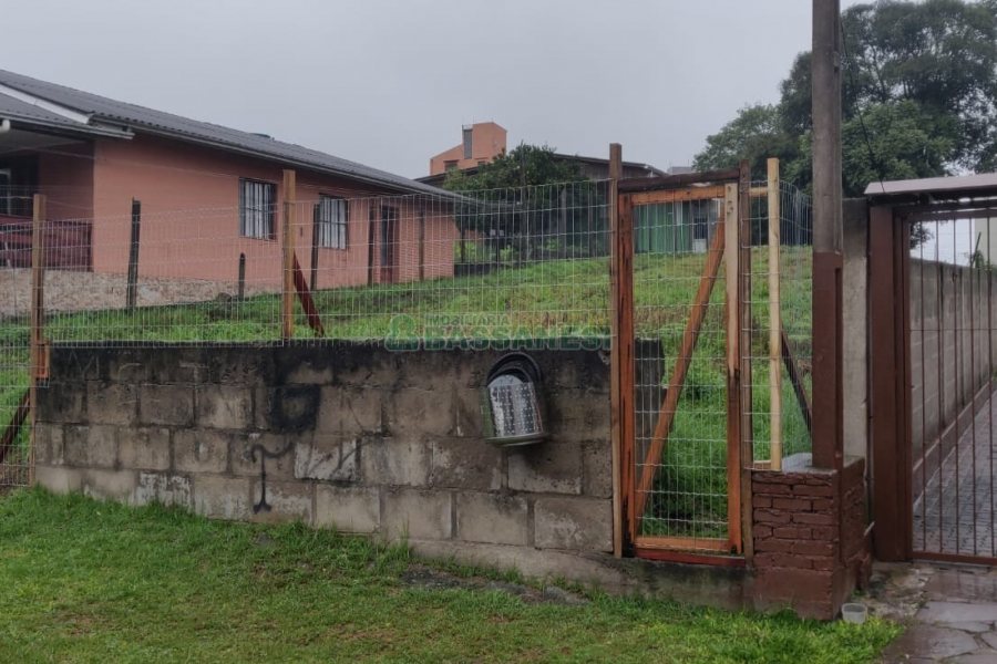 Terreno, no bairro Parque Oasis em Caxias do Sul para Comprar