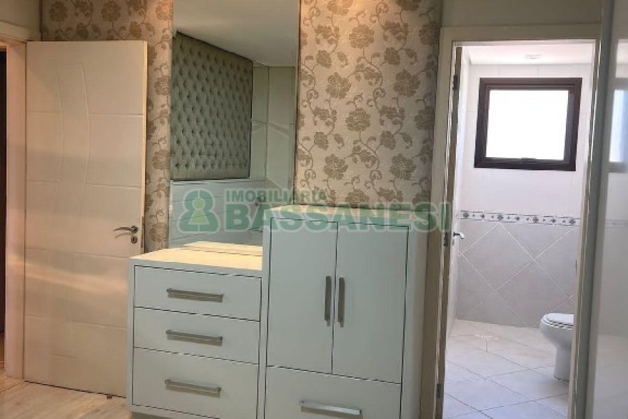 Apartamento com 100m², 2 dormitórios, 2 vagas, no bairro Bela Vista em Caxias do Sul para Alugar