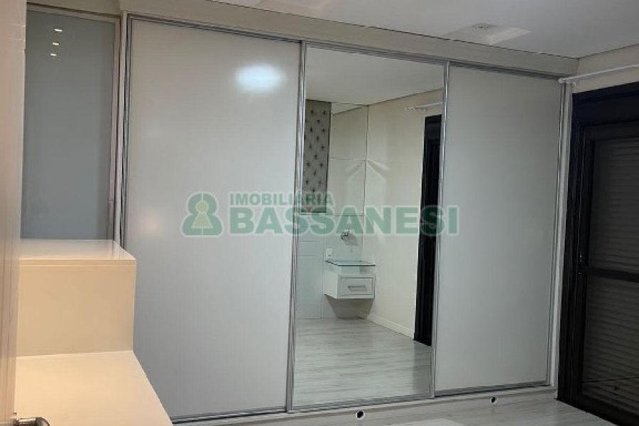 Apartamento com 100m², 2 dormitórios, 2 vagas, no bairro Bela Vista em Caxias do Sul para Alugar