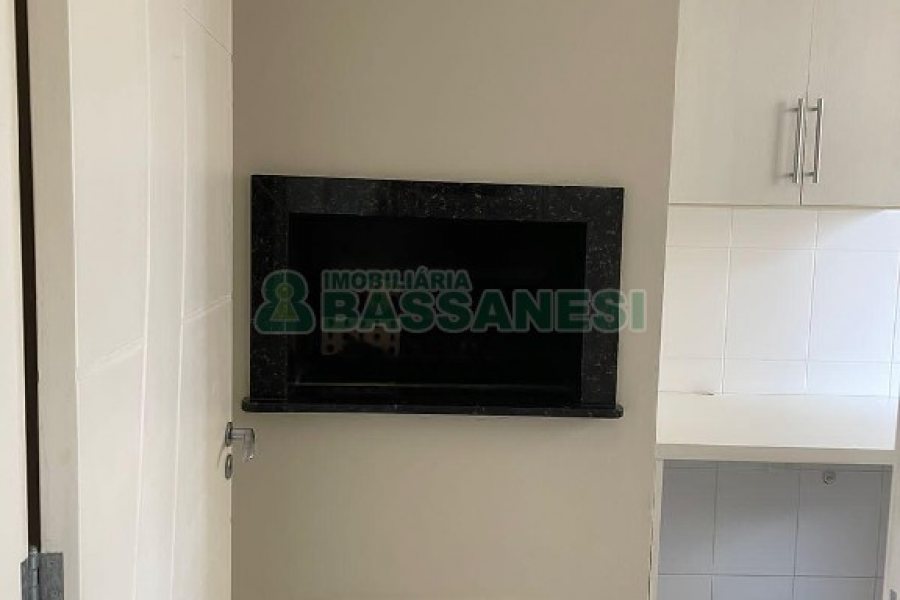 Apartamento com 100m², 2 dormitórios, 2 vagas, no bairro Bela Vista em Caxias do Sul para Alugar