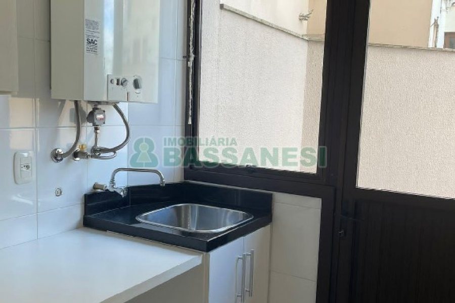 Apartamento com 100m², 2 dormitórios, 2 vagas, no bairro Bela Vista em Caxias do Sul para Alugar