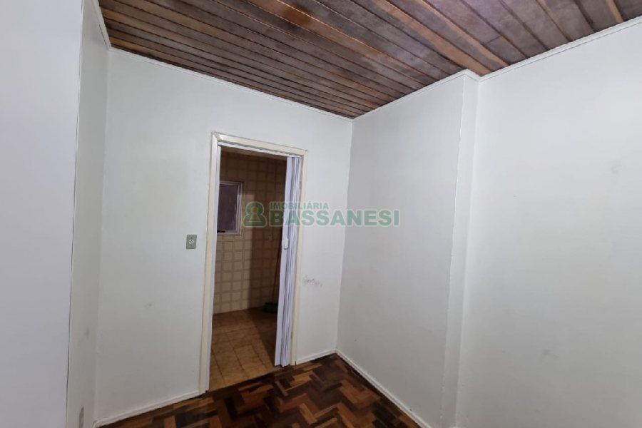 Sala com 26m², no bairro Centro em Caxias do Sul para Comprar
