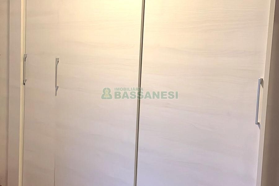 Apartamento com 147m², 3 dormitórios, 1 vaga, no bairro Centro em Caxias do Sul para Alugar ou Comprar