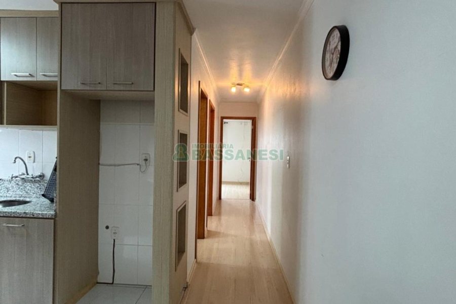Apto Mobiliado com 53m², 2 dormitórios, 1 vaga, no bairro Bela Vista em Caxias do Sul para Comprar