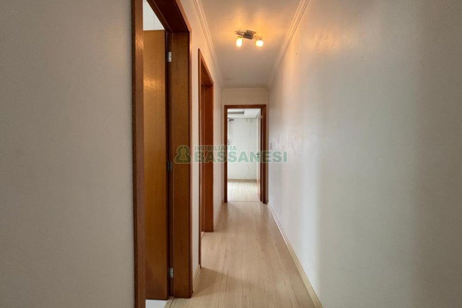 Apto Mobiliado com 53m², 2 dormitórios, 1 vaga, no bairro Bela Vista em Caxias do Sul para Comprar