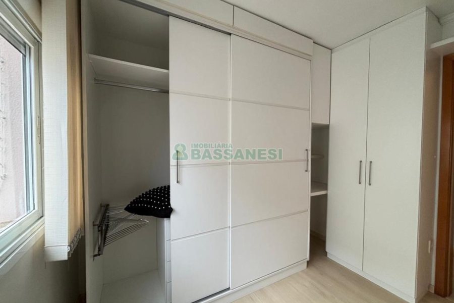 Apto Mobiliado com 53m², 2 dormitórios, 1 vaga, no bairro Bela Vista em Caxias do Sul para Comprar