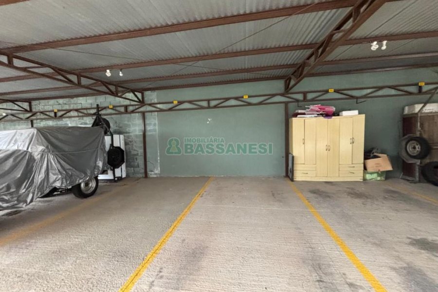 Apto Mobiliado com 53m², 2 dormitórios, 1 vaga, no bairro Bela Vista em Caxias do Sul para Comprar