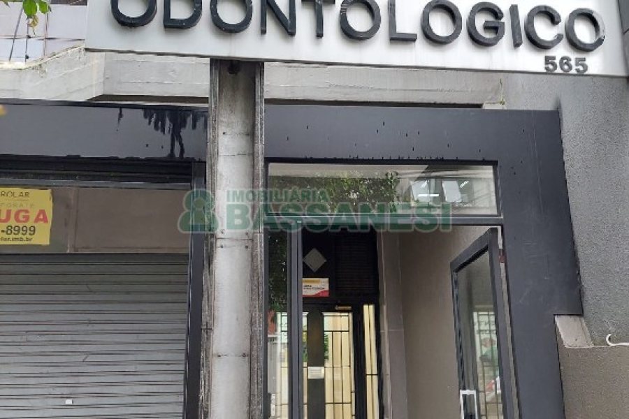 Sala com 52m², 1 vaga, no bairro Centro em Caxias do Sul para Comprar