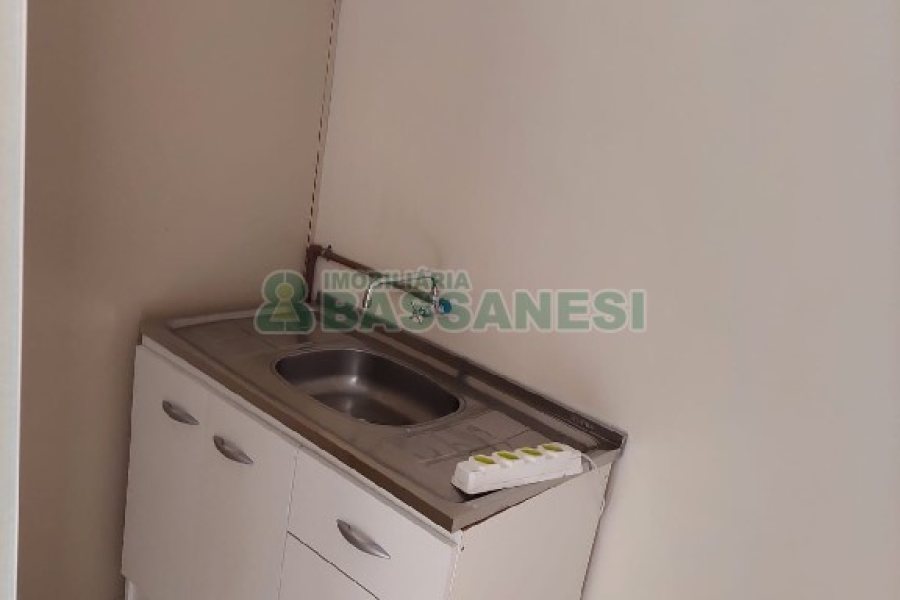 Sala com 52m², 1 vaga, no bairro Centro em Caxias do Sul para Comprar