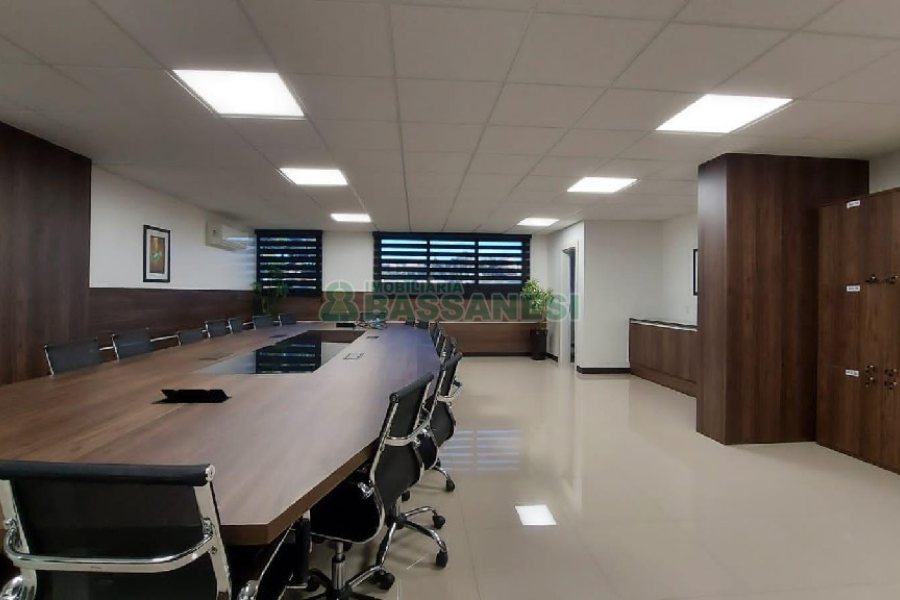 Sala com 63m², 1 vaga, no bairro Floresta em Caxias do Sul para Alugar