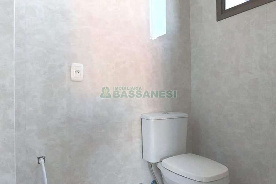 Sala com 70m², 1 vaga, no bairro Floresta em Caxias do Sul para Alugar