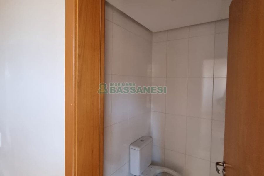Apartamento com 80m², 1 dormitório, 1 vaga, no bairro Pio X em Caxias do Sul para Comprar