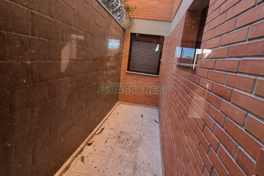 Apartamento com 80m², 1 dormitório, 1 vaga, no bairro Pio X em Caxias do Sul para Comprar