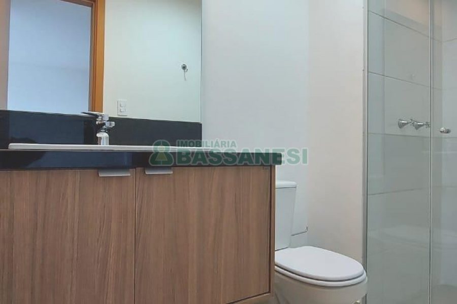 Apartamento com 48m², 1 dormitório, 1 vaga, no bairro Madureira em Caxias do Sul para Alugar