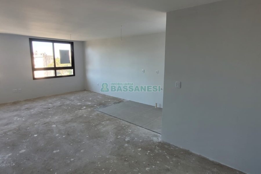 Kitinete com 42m², 1 vaga, no bairro Rio Branco em Caxias do Sul para Comprar