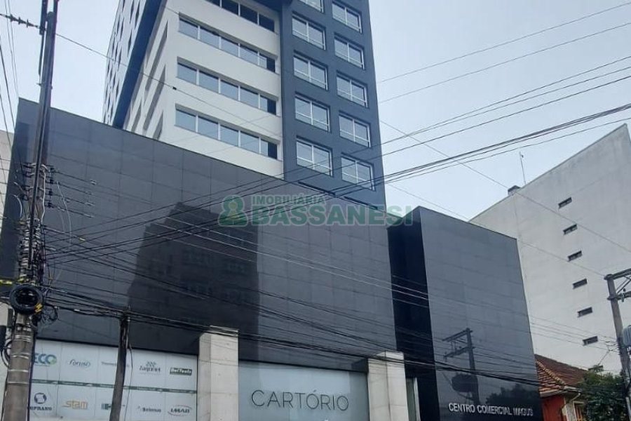 Sala com 36m², 1 vaga, no bairro Centro em Caxias do Sul para Alugar