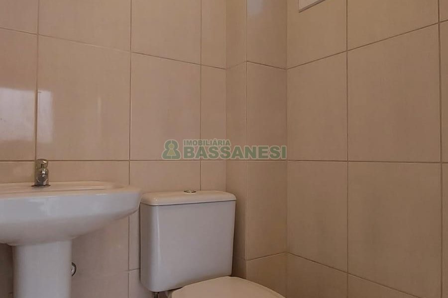 Sala com 36m², 1 vaga, no bairro Centro em Caxias do Sul para Alugar