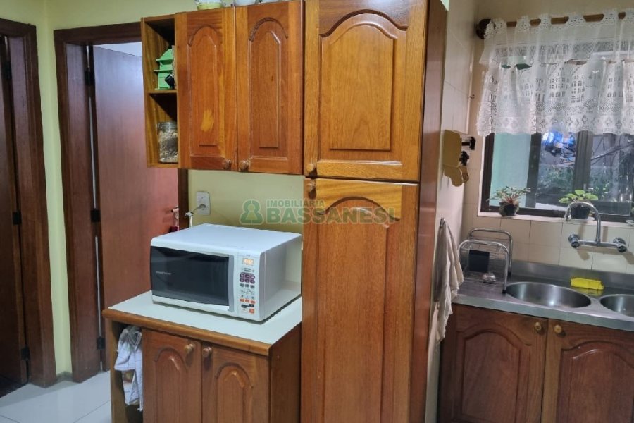 Apartamento com 121m², 3 dormitórios, 2 vagas, no bairro Lourdes em Caxias do Sul para Comprar