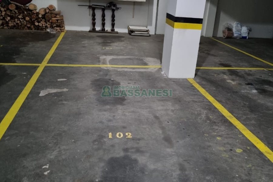 Apartamento com 121m², 3 dormitórios, 2 vagas, no bairro Lourdes em Caxias do Sul para Comprar